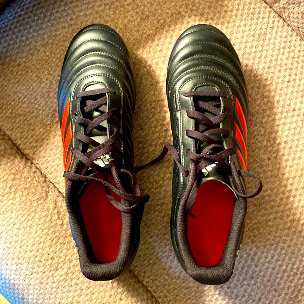 Adidas cleats 9 1/2